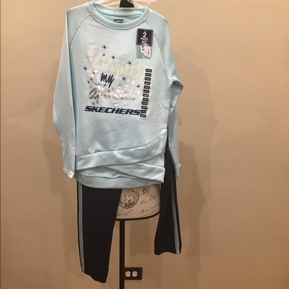 NWT: Skechers Girls 2 Piece Set. Blue Mist/Navy - Picture 1 of 6
